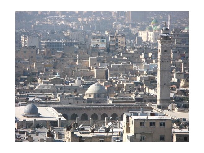 4 Omayyad_Mosque_seen_from_Citadel_Dec_2006_Aleppo