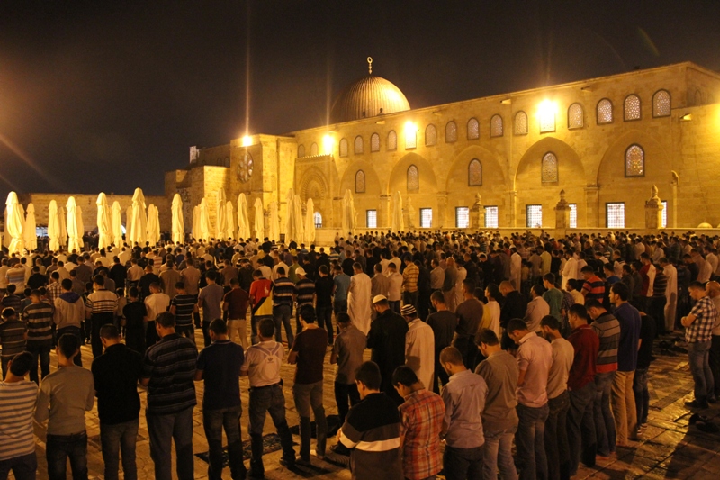 tarawih di masjid al Aqsha - 3