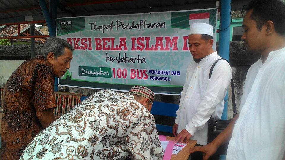 Sediakan 100 Bus Gratis, Umat Islam Ponorogo Siap Ikut Aksi Bela Islam III