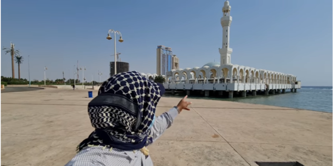 ulah 1 wni di masjid apung arab saudi